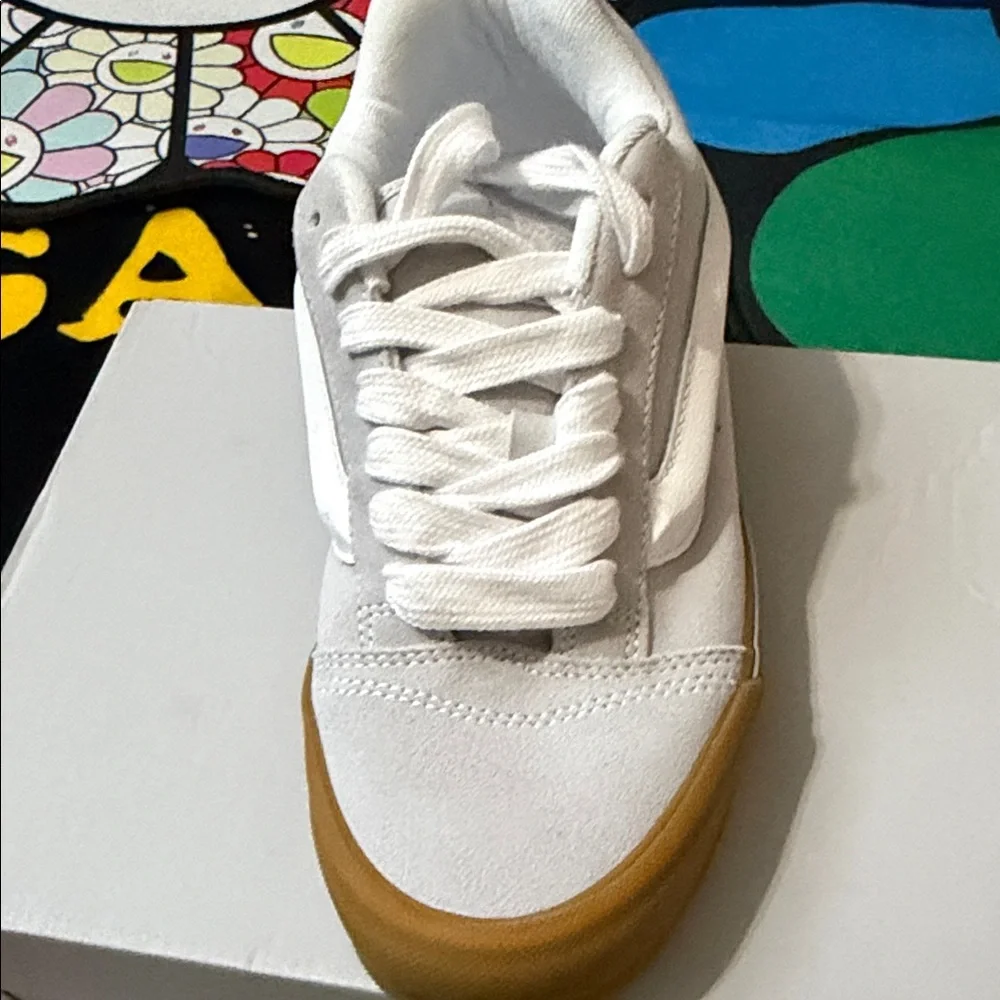 Vans Knu Skool gum sole sneakers in light gray ( BRAND NEW WITHOUT BOX )